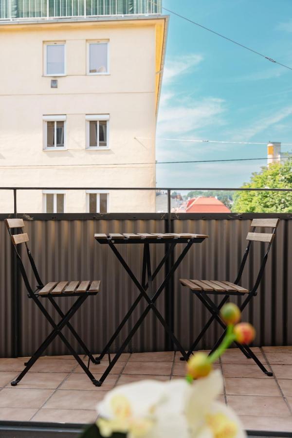 Beautiful 2-Bedroom Apartment Near Schoenbrunn Vienna Luaran gambar