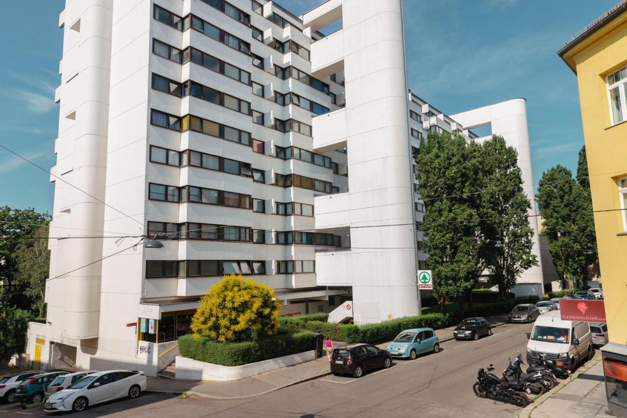 Beautiful 2-Bedroom Apartment Near Schoenbrunn Vienna Luaran gambar