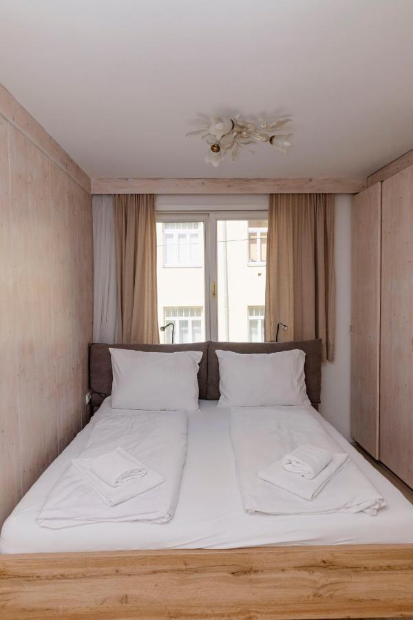 Beautiful 2-Bedroom Apartment Near Schoenbrunn Vienna Luaran gambar