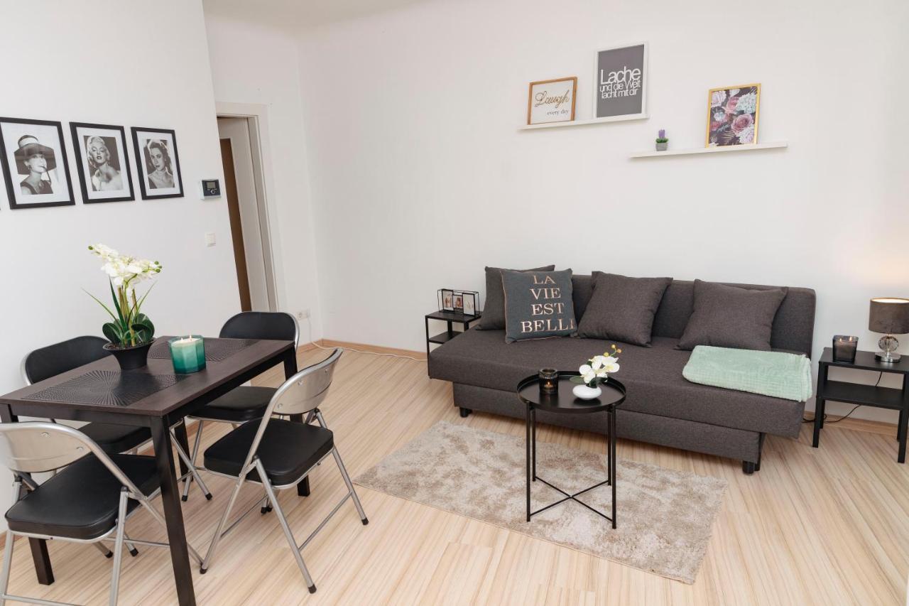 Beautiful 2-Bedroom Apartment Near Schoenbrunn Vienna Luaran gambar