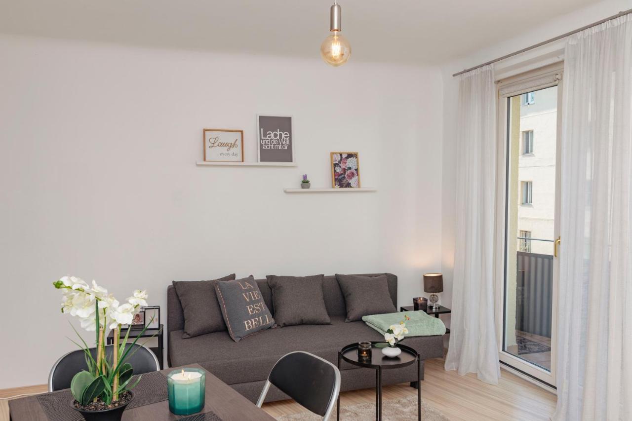 Beautiful 2-Bedroom Apartment Near Schoenbrunn Vienna Luaran gambar