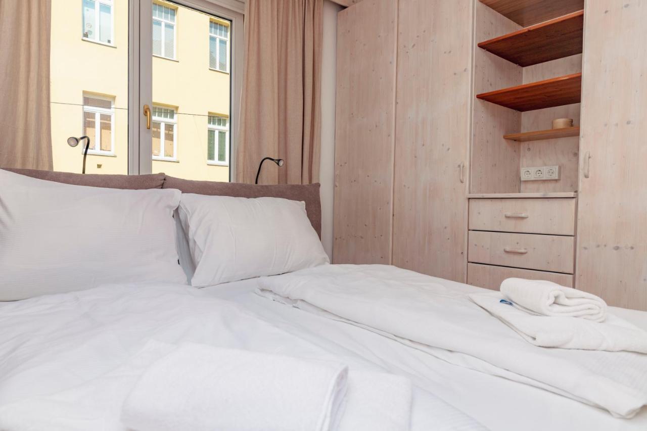 Beautiful 2-Bedroom Apartment Near Schoenbrunn Vienna Luaran gambar